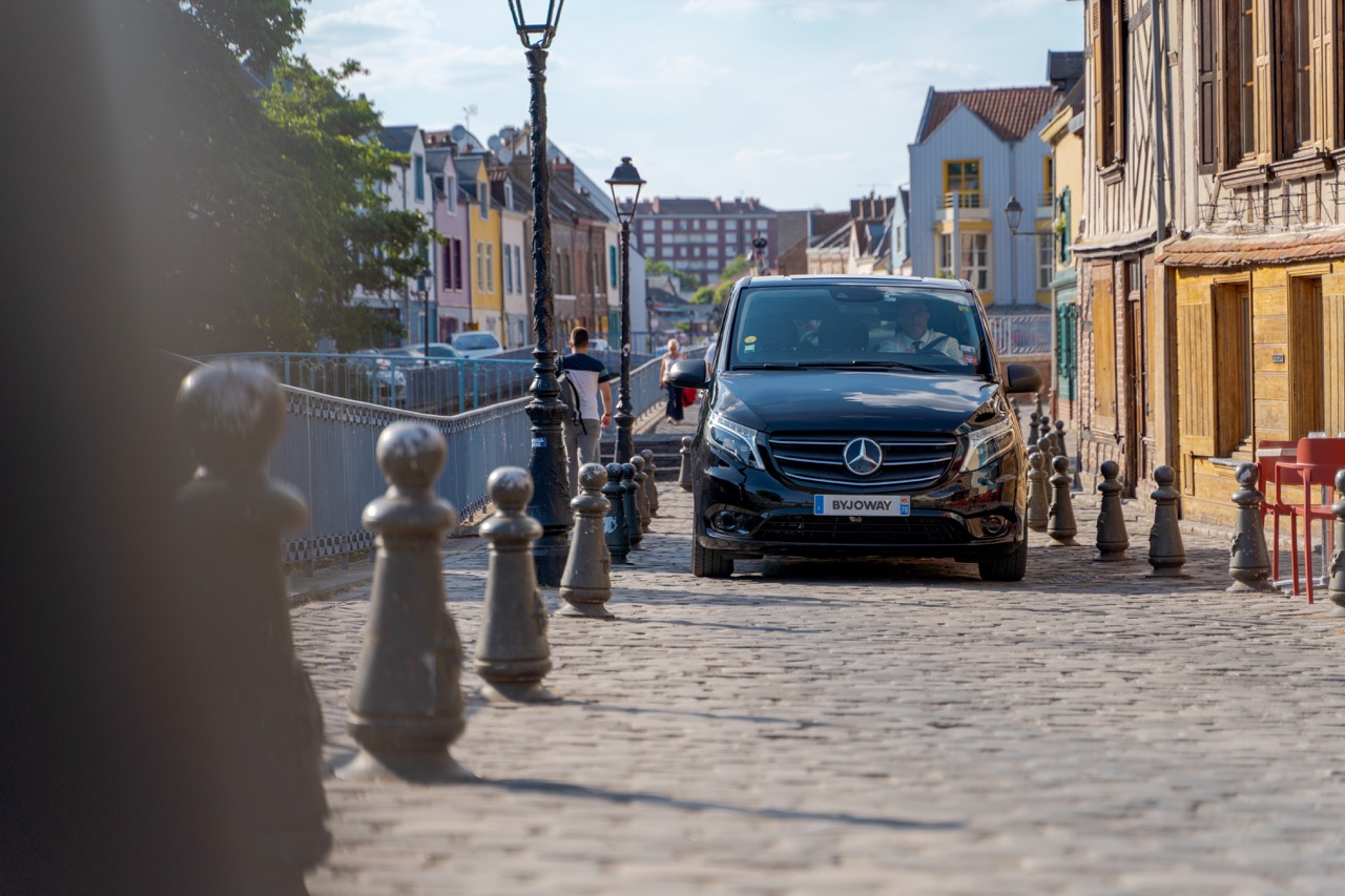 Mercedes classe V à Amiens